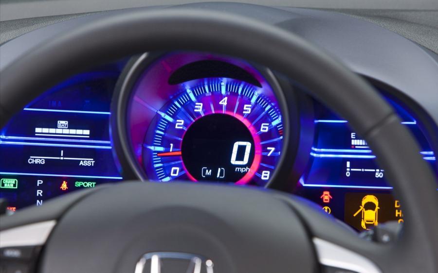  Honda CR-Z EX 2012 года  (фото 7 из 34)